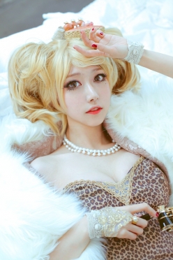 Cheesecake Cookie Cosplay
