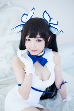 Hestia Cosplay by Tomia 07