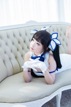 Hestia Cosplay by Tomia 15
